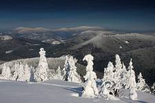 Zima w Beskidach (widok z Wielkiej Raczy)