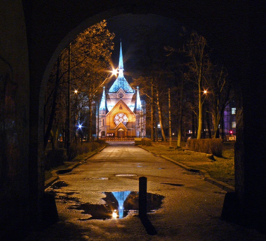 ...czy napewno to światło na końcu tunelu jest dobre?