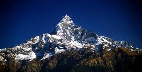 Machhapuchhre ( 6993 m npm)