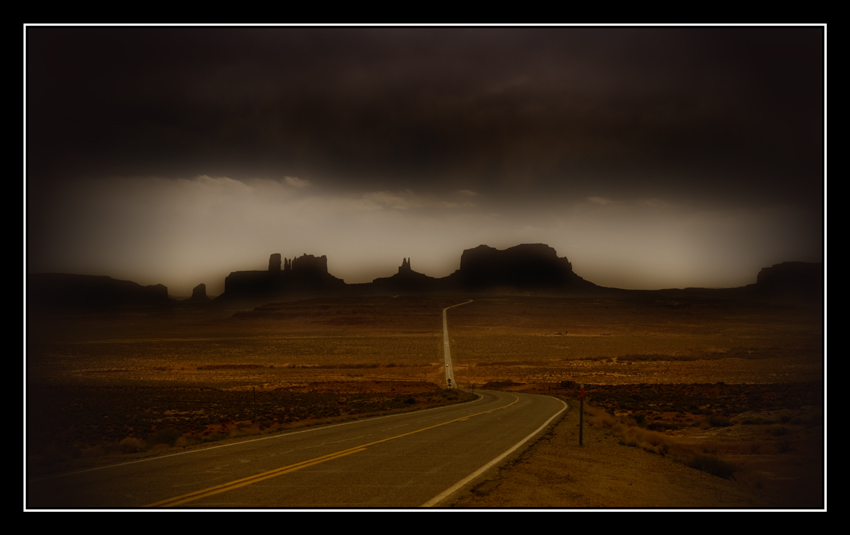 MONUMENT VALLEY