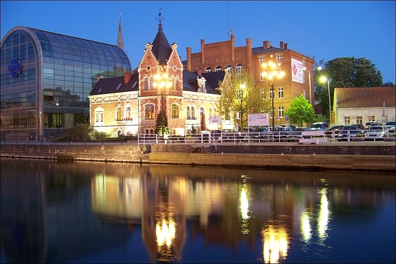 Bydgoszcz nocą