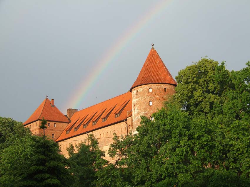 Tęczowy zamek