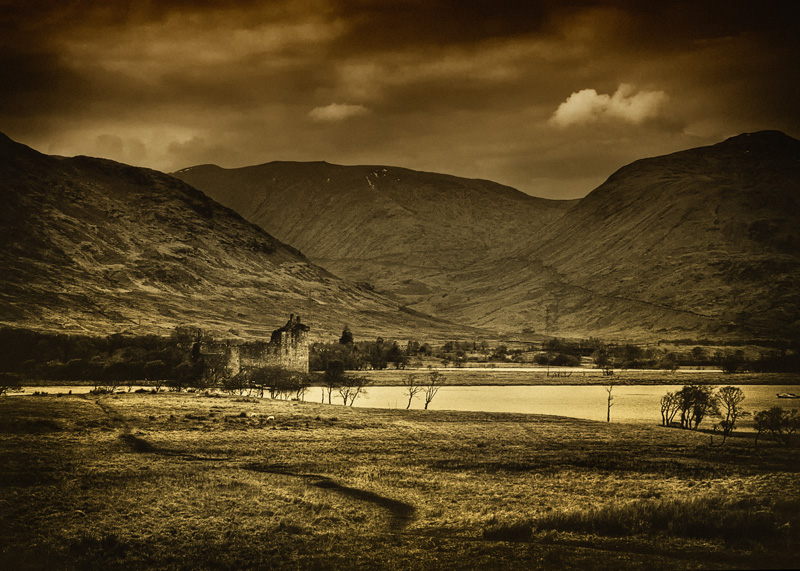 K.C.M.  Kolejne Ciekawe Miejsce - Kilchurn Castle PE