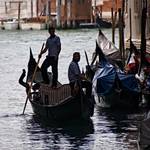 zanim wpłyną na Canal Grande ...