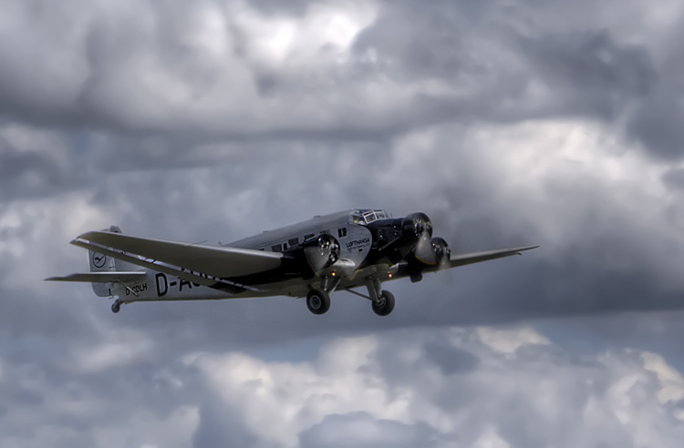 Ju-52