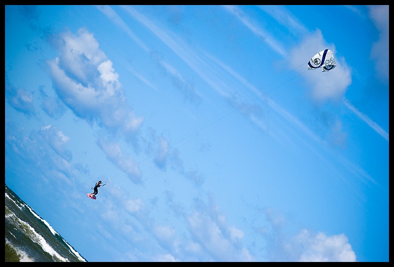 Kitesurfing