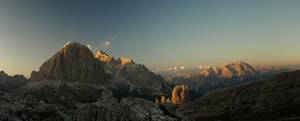 O zachodzie w Dolomitach