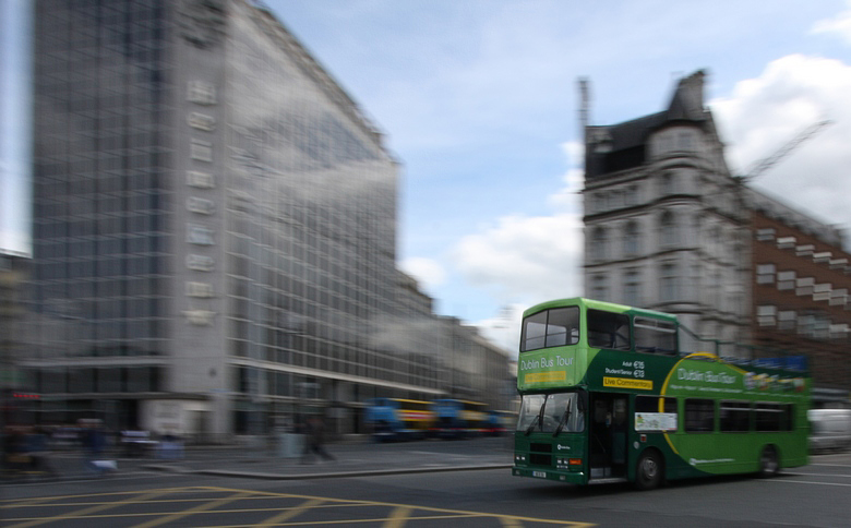 dublin tour bus