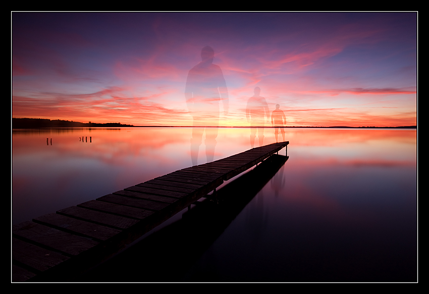 Tych trzech panów to ja;)