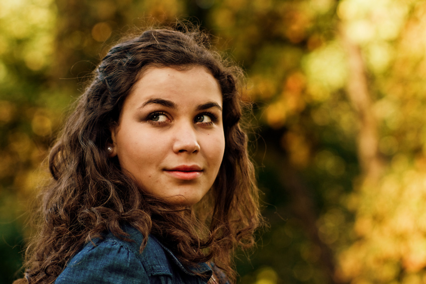 Autumn girl