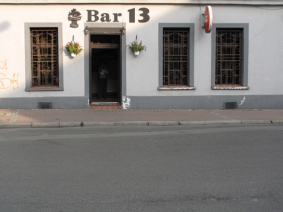 BAR 13