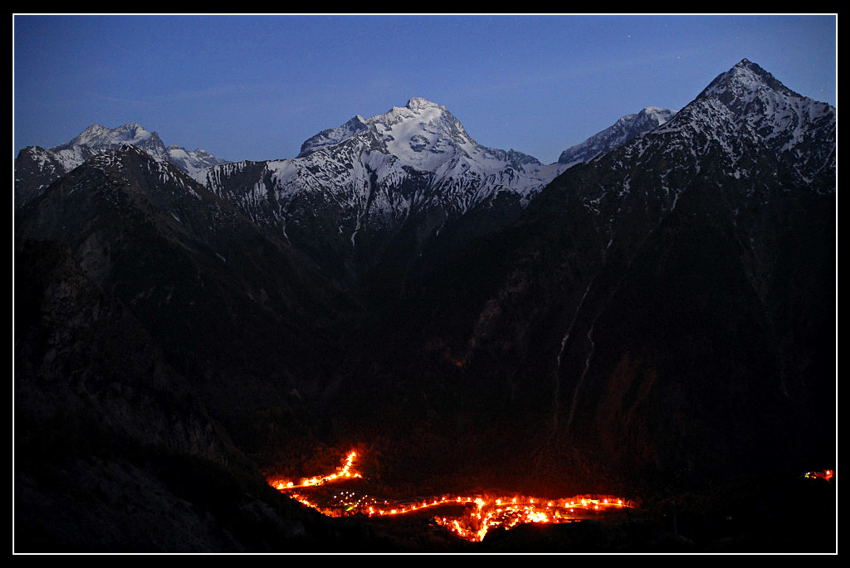 Wieczorową pora w Les des Alpes