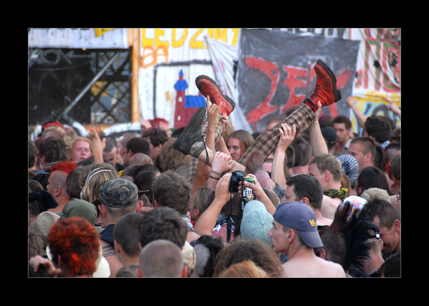 moon walking on woodstock 2009 :)