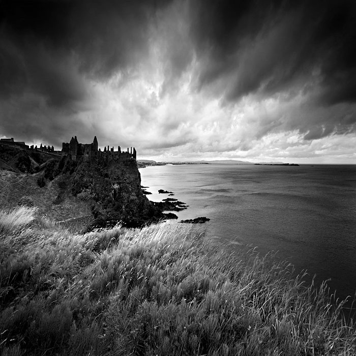 Zamek Dunluce.. Irlandia Północna