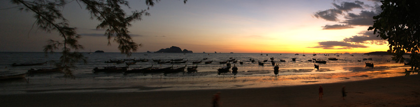 Panorama zatoki w okolicy Krabi [Tajlandia]