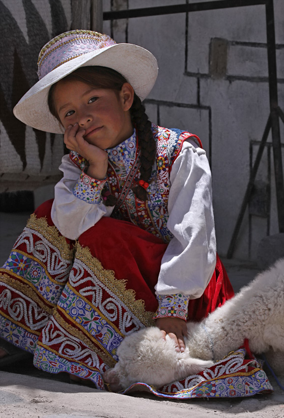 Dziewczynka z Kanionu Colca Peru