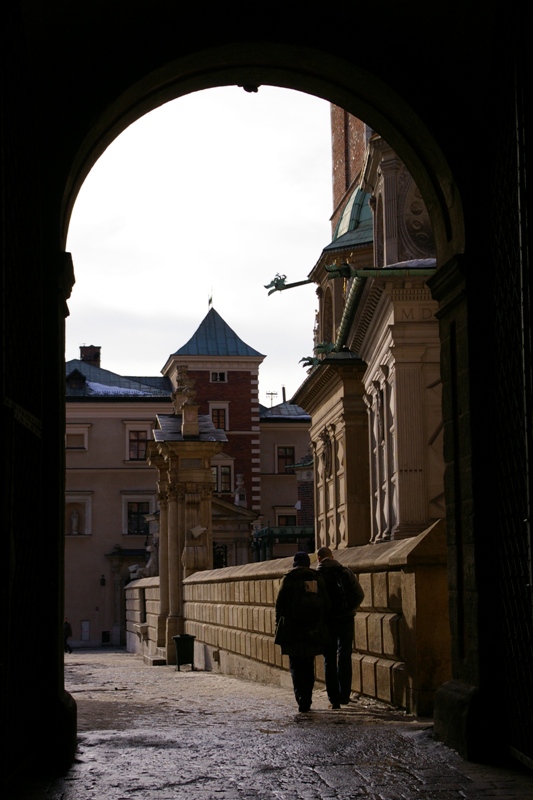 Odchodząc...