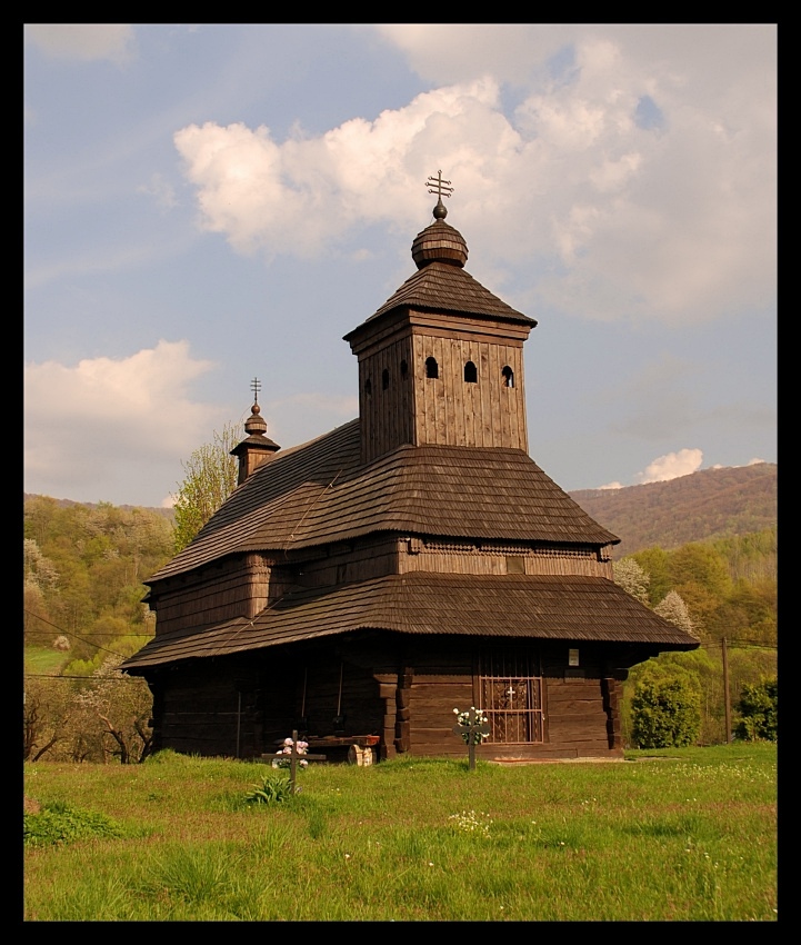 ULICSKE KRIVE  (Bieszczady-Słowacja)