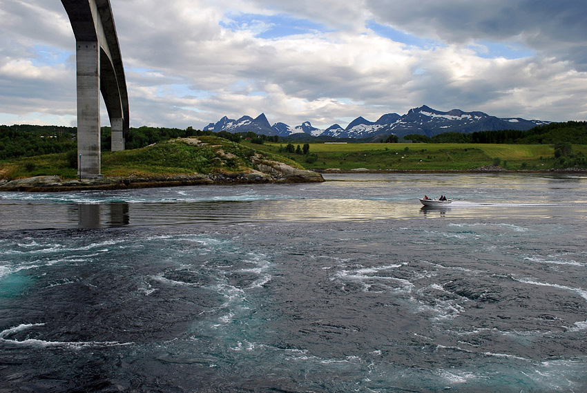 Malstrom w ciesninie Saltstraumen