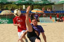 Stracił głowę dla Beach Soccer\\\'a