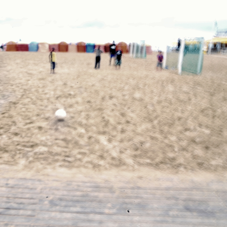 dośrodkowanie na plaży w trouville