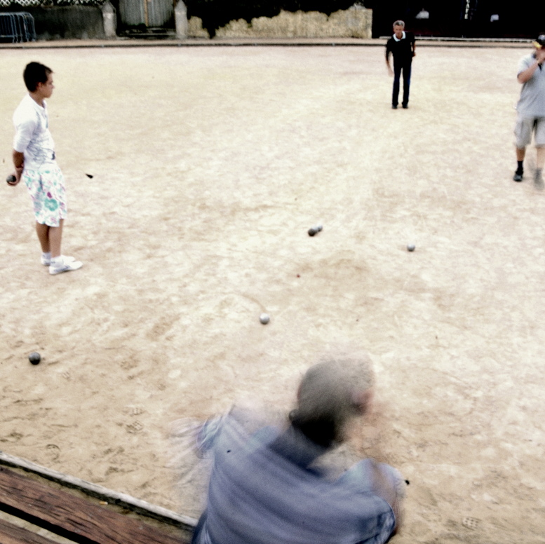 petanque czyli bule na plaży w trouville