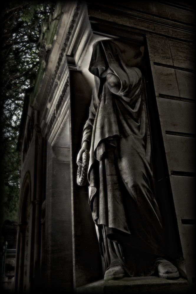 "Trup" z Pere Lachaise