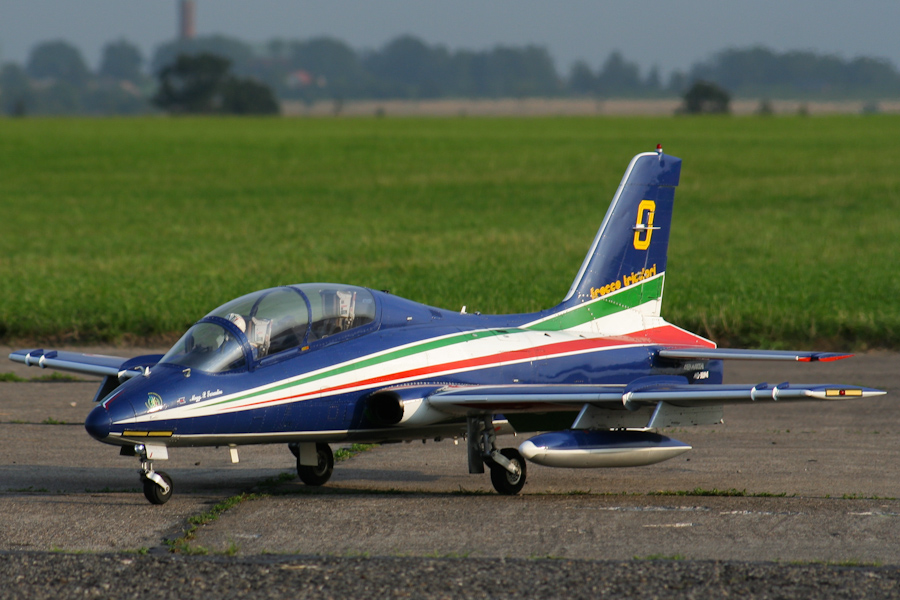 Aermacchi MB-339PAN w miniaturze