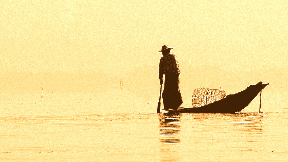 INLE LAKE - JEZIORO OSOBLIWOŚCI