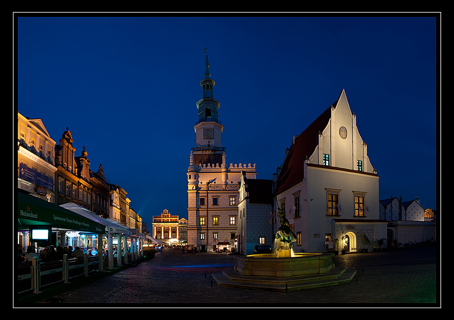 Poznań nocą