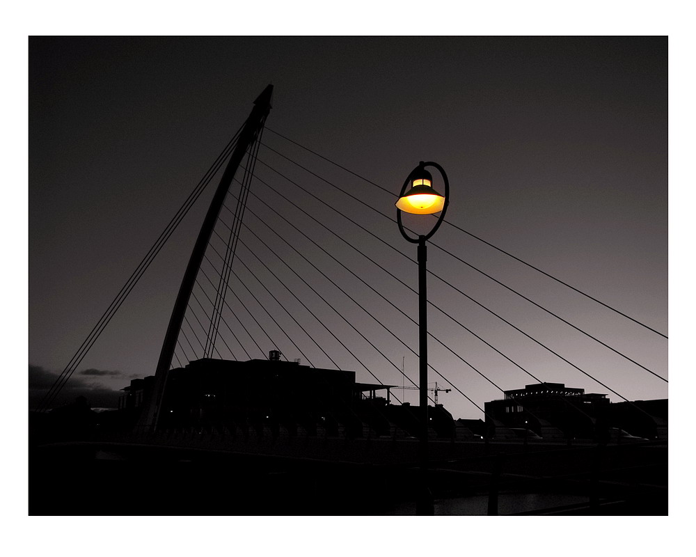 Samuel Beckett Bridge