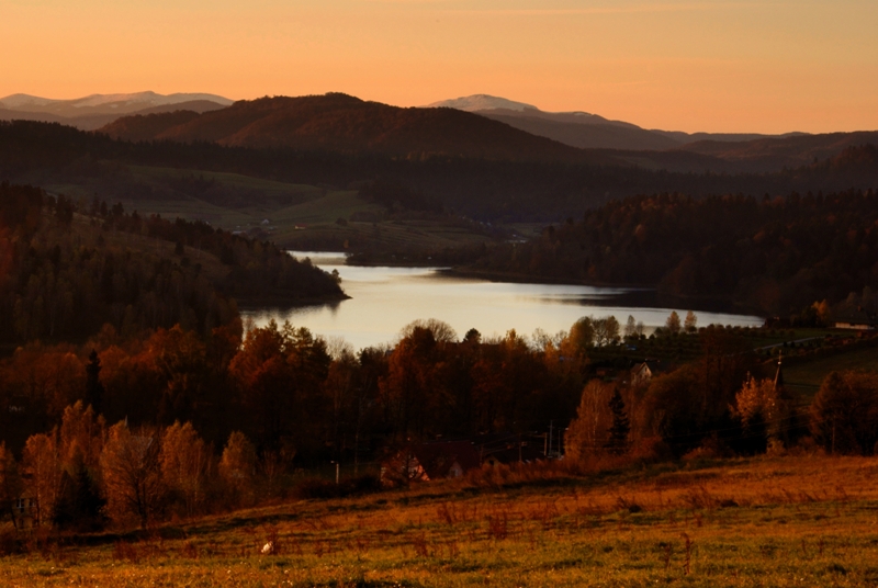 wschód nad Soliną