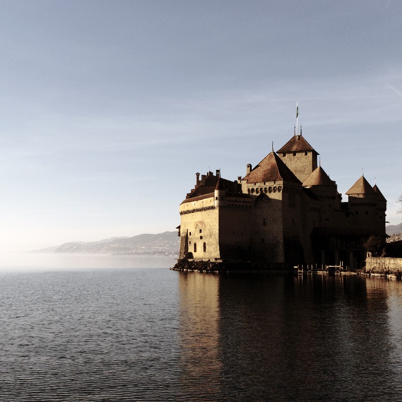 Chillon też późnym popołudniem, ale z innej strony