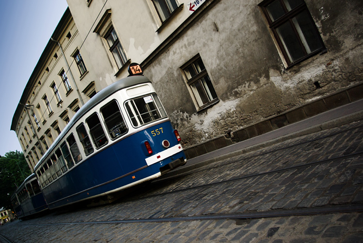 tramwaj wąskouliczkowy