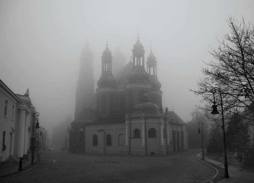 W mistycznym mieście