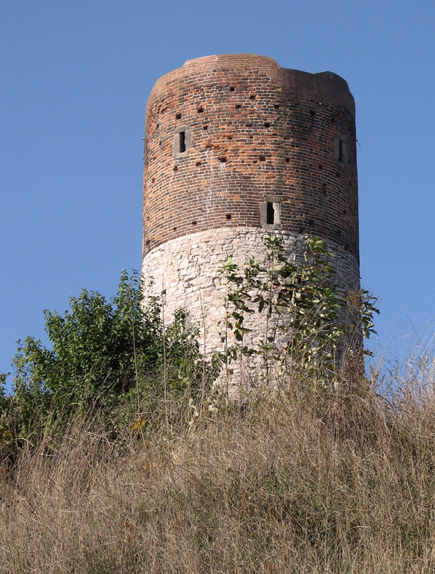 Baszta zamku w Chęcinach (widok od strony południowo-wschodniej)