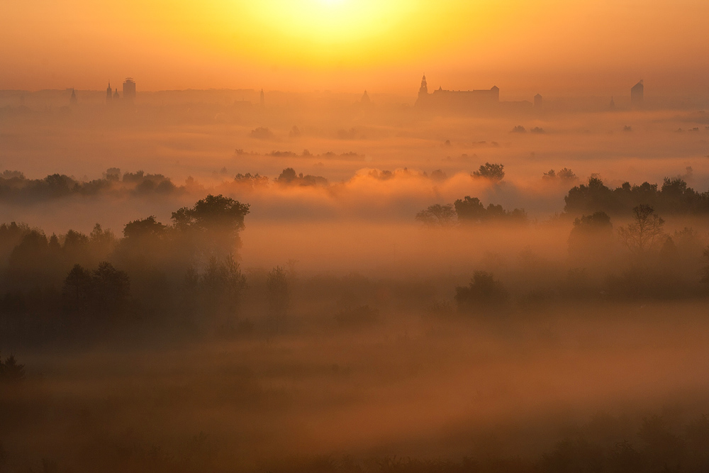 Poranek nad Krakowem