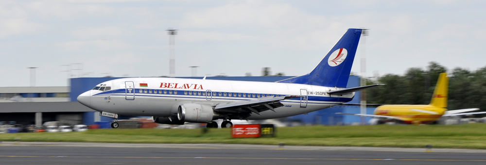 Belavia: Boeing 737-500.