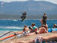 Kitesurfing  (2)