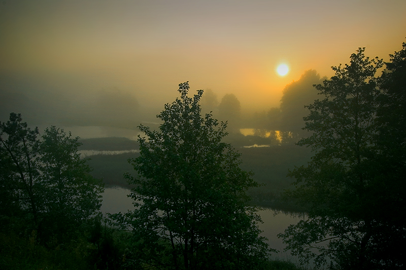 Świt nad Wkrą