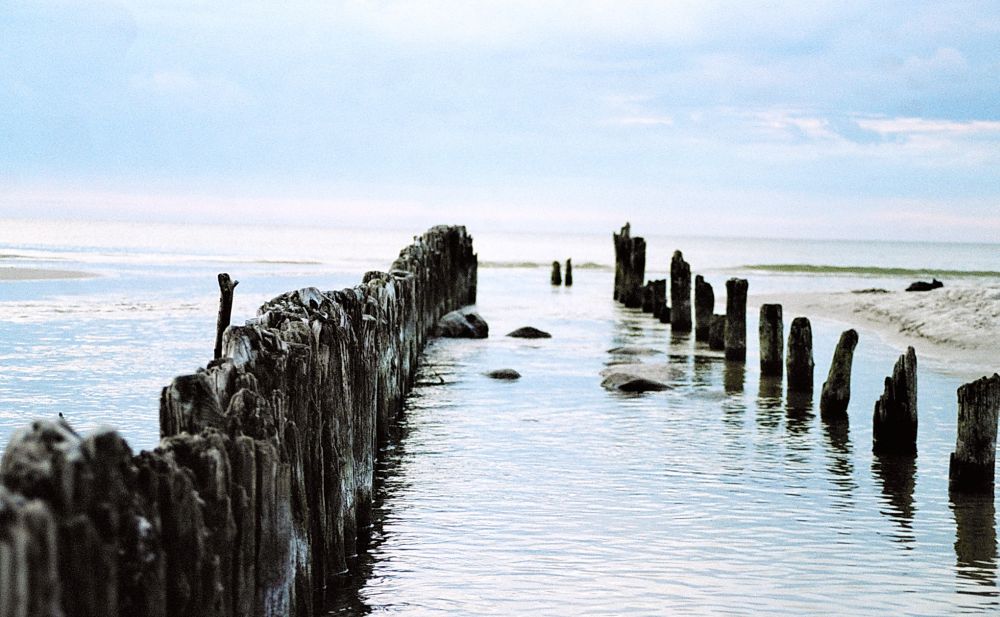 Plaża Dębki falochron