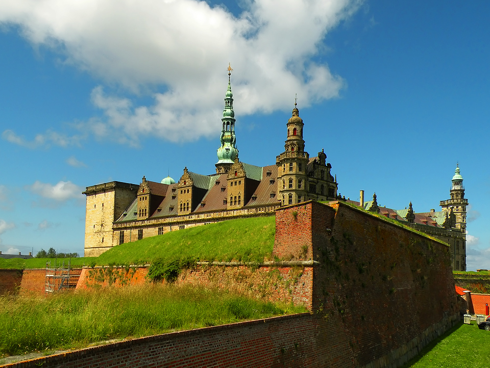 Kronborg.....