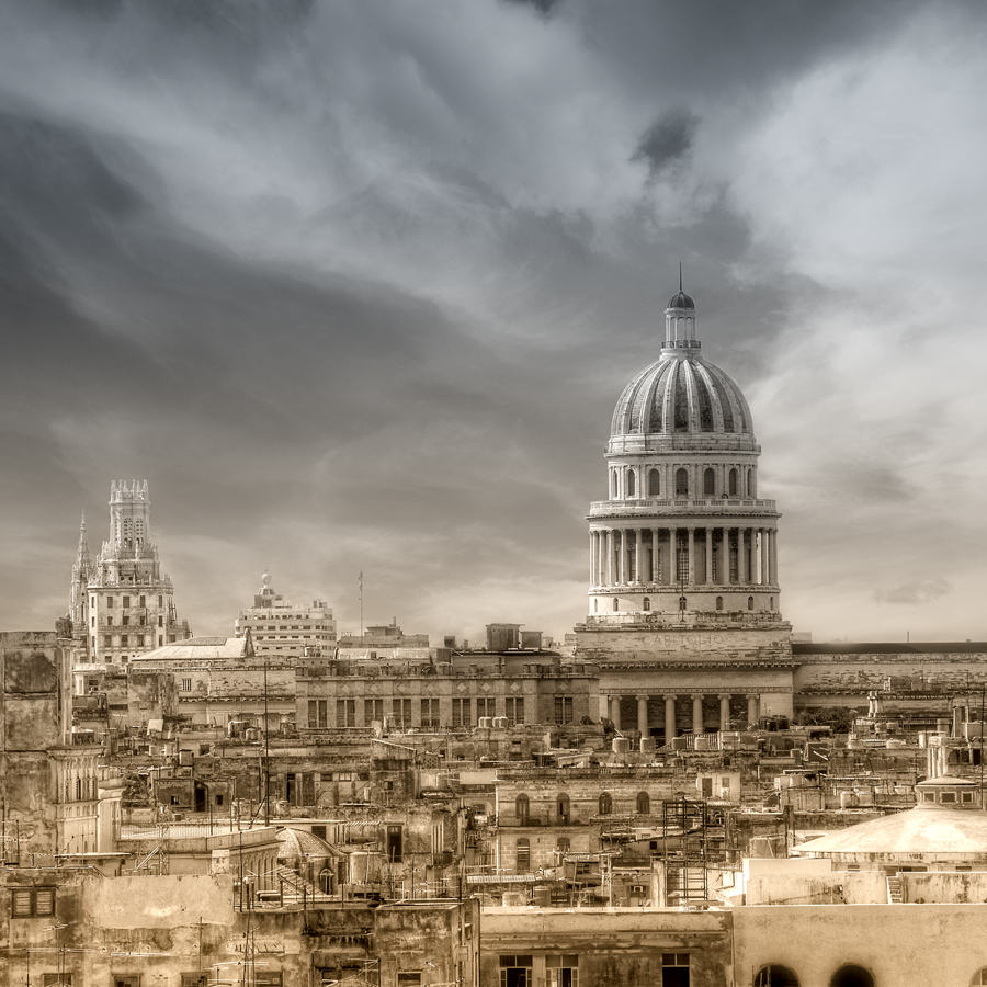 Havana Sky Line