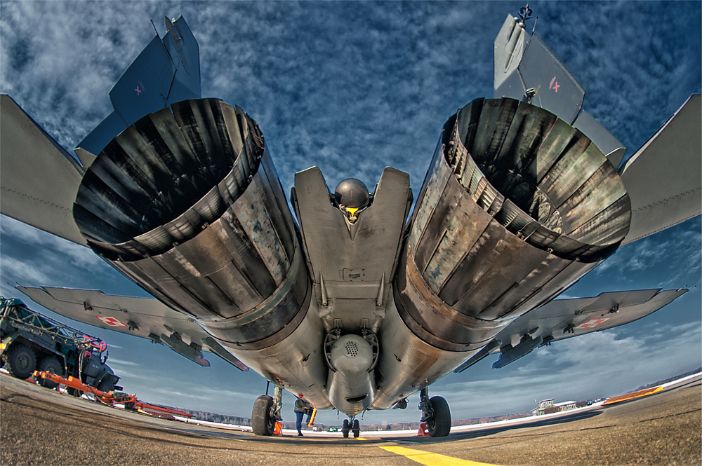 Space Shuttle Fulcrum just after landing