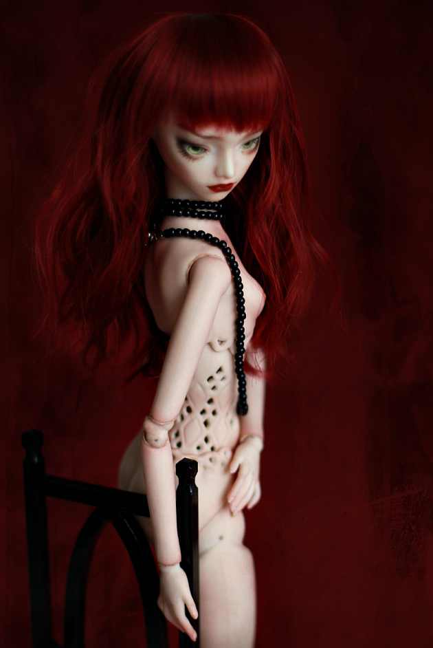 dark red isobel