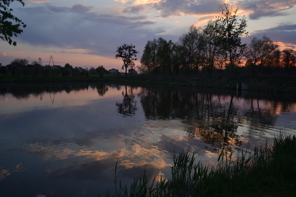 zmierzch nad woda