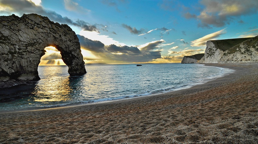 DURDLE DOOR