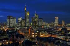 Frankfurt nocą