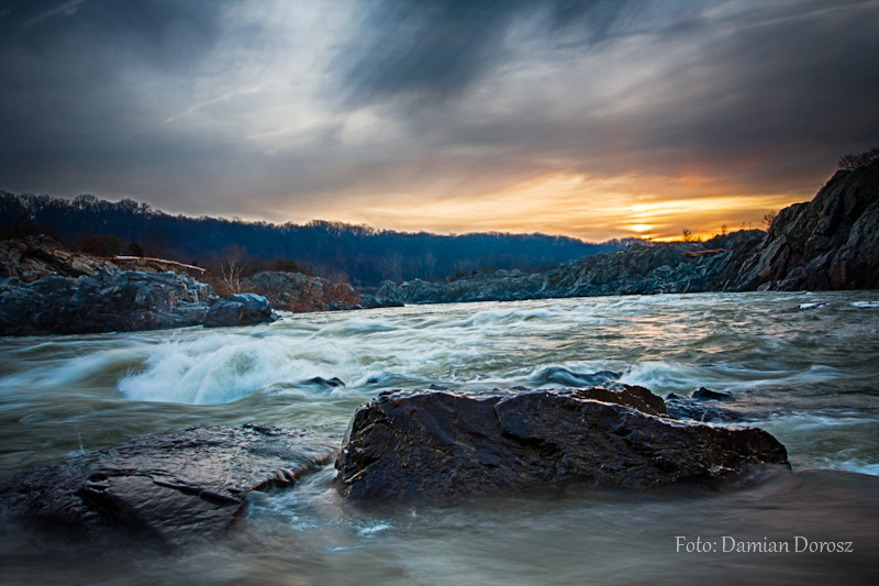 Wschód słońca Greates falls Park