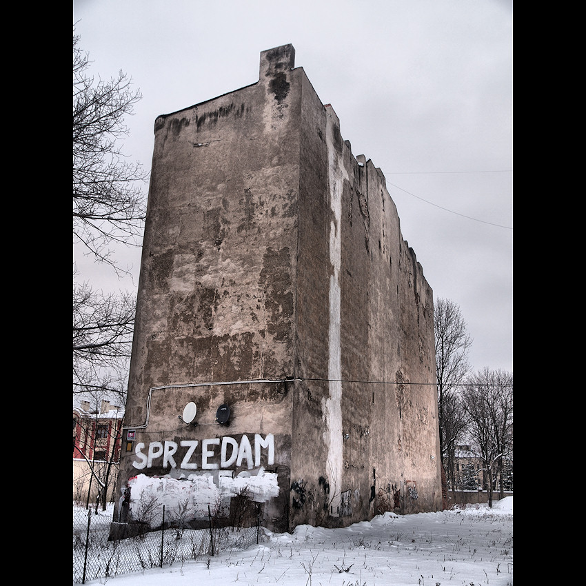 jest klocek do sprzedania...